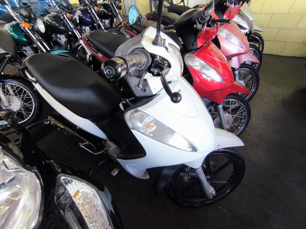 HONDA Biz 125 - Foto