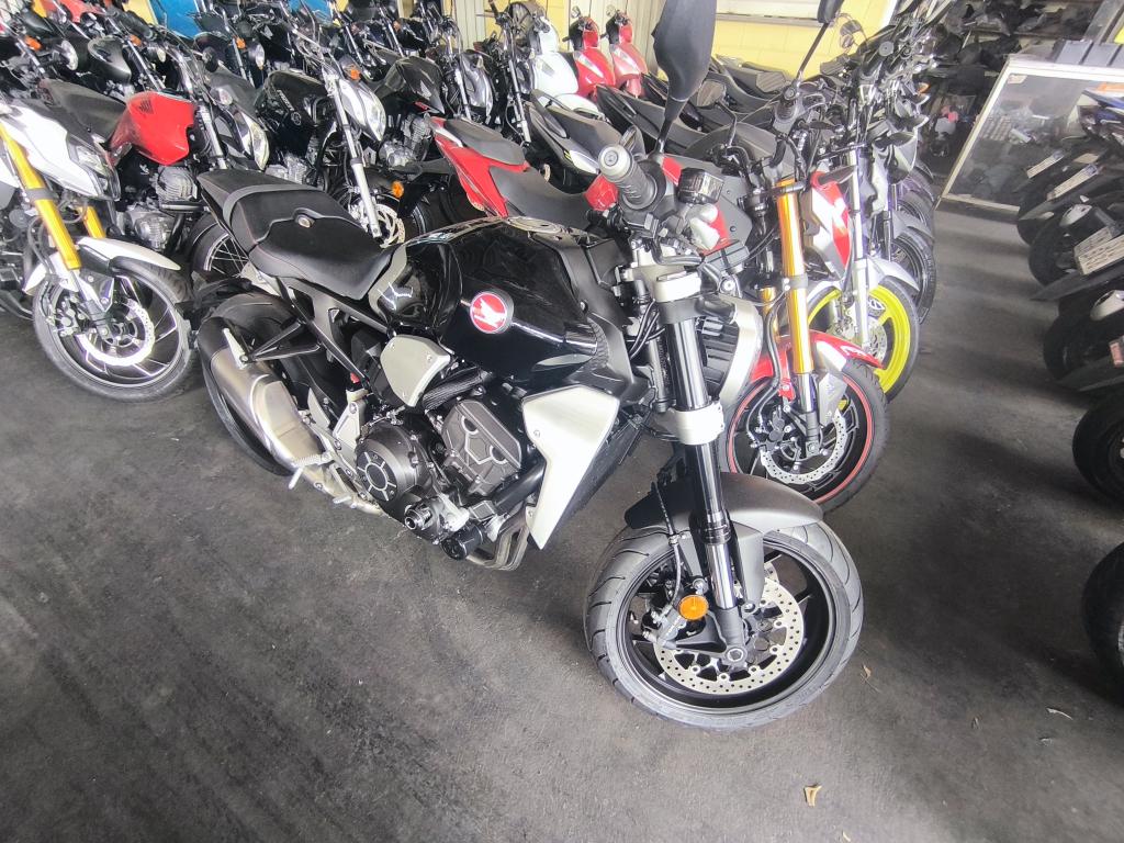 HONDA CB 1000 R - Foto