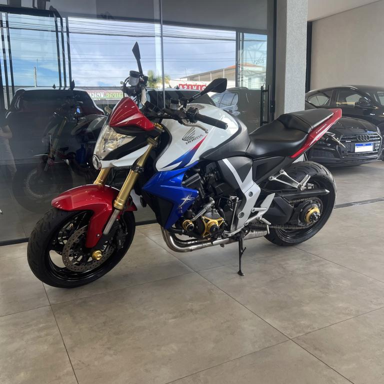 HONDA CB 1000 R