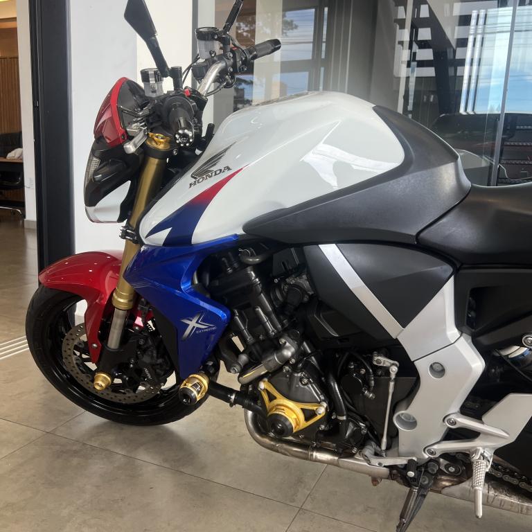 HONDA CB 1000 R - Foto