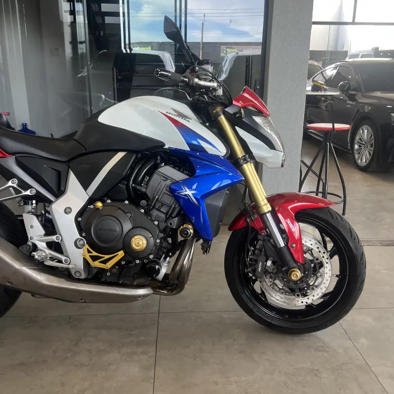 HONDA CB 1000 R - Foto