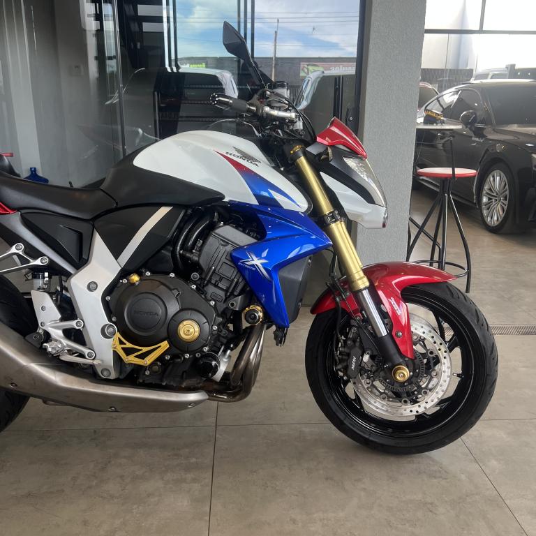 HONDA CB 1000 R - Foto