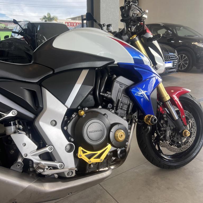 HONDA CB 1000 R - Foto