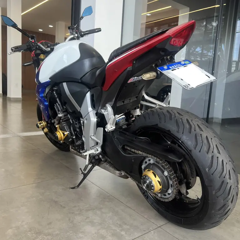 HONDA CB 1000 R - Foto