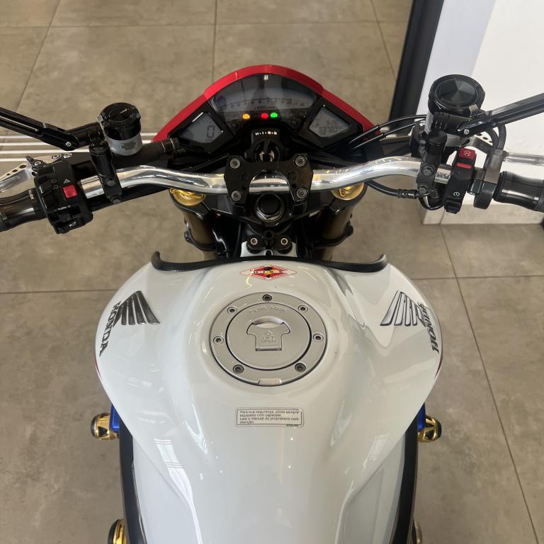HONDA CB 1000 R - Foto