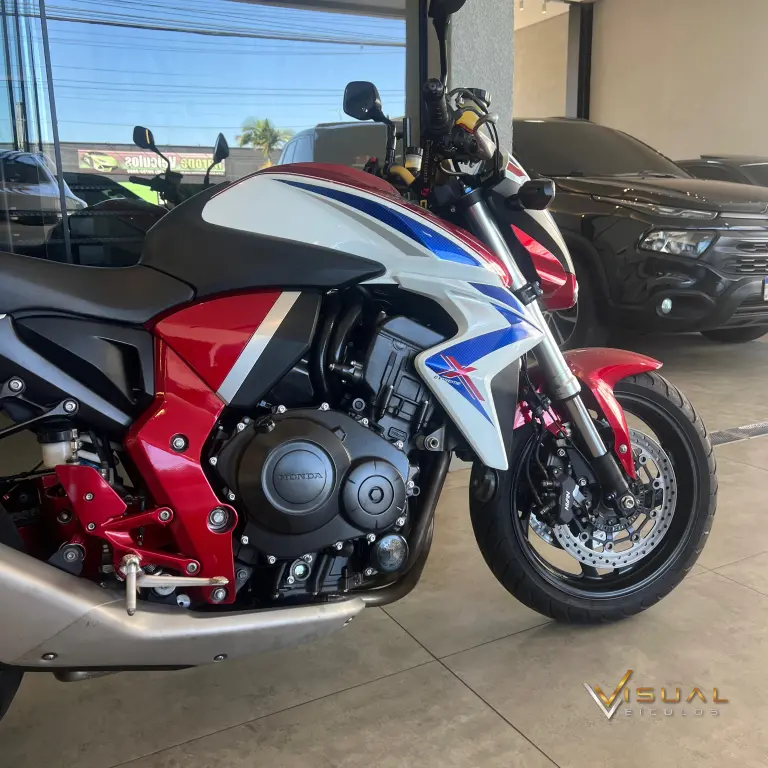 HONDA CB 1000 R - Foto