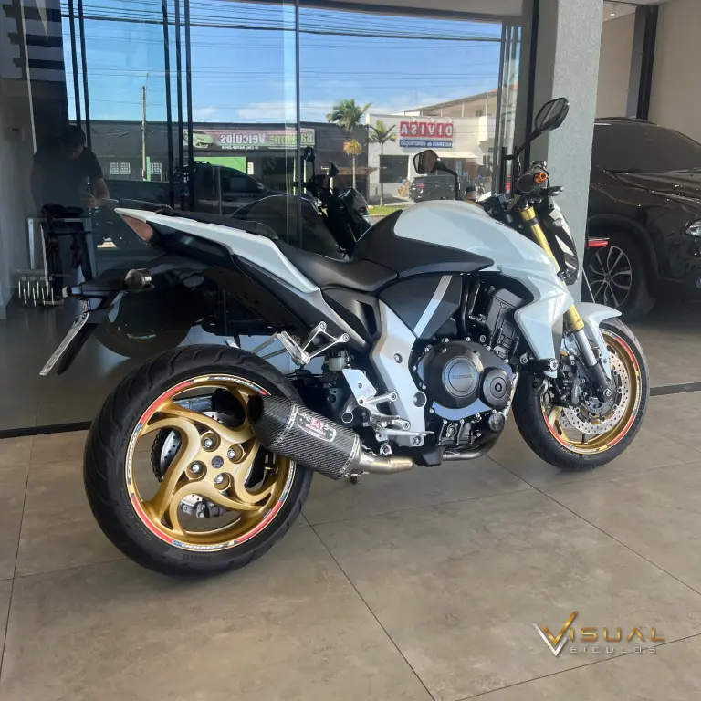 HONDA CB 1000 R - Foto