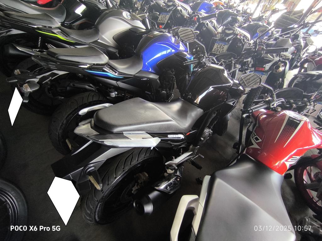 HONDA CB 250 F Twister - Foto