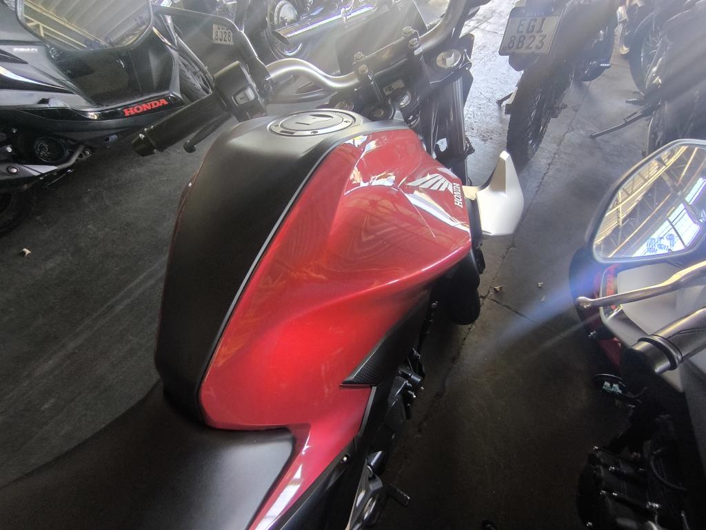 HONDA CB 250 F Twister - Foto