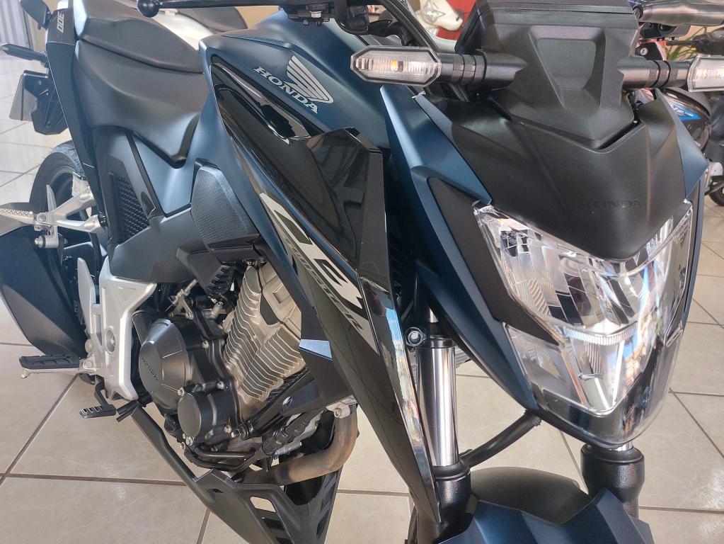 HONDA CB 300 F Twister - Foto