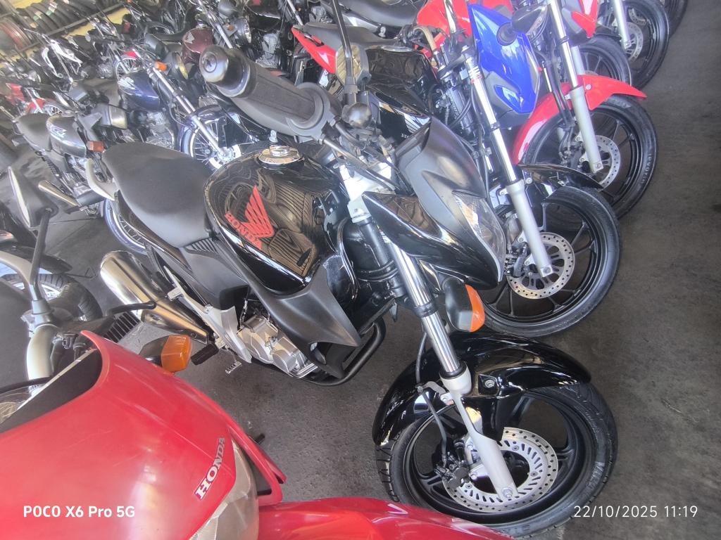 HONDA CB 300 R - Foto