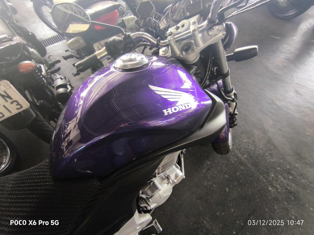 HONDA CB 300 R - Foto