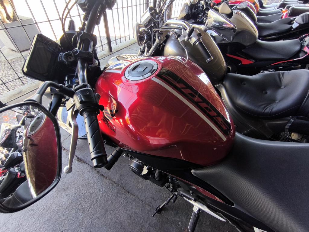HONDA CB 500 F - Foto