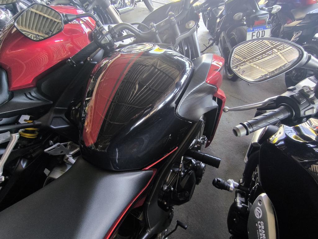 HONDA CB 650 F - Foto