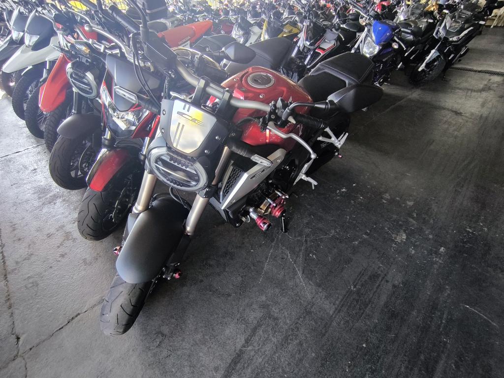 HONDA CB 650 R