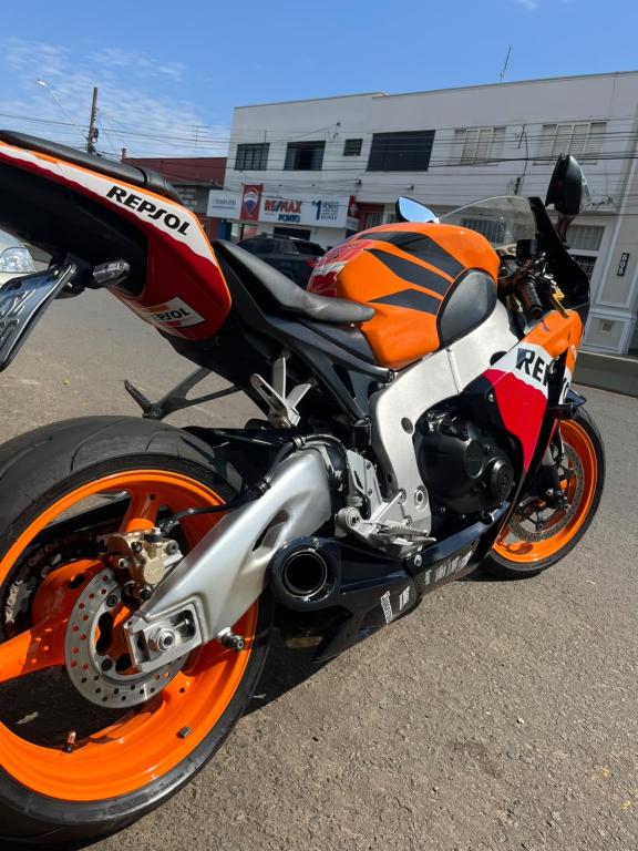 HONDA CBR 1000 RR - Foto
