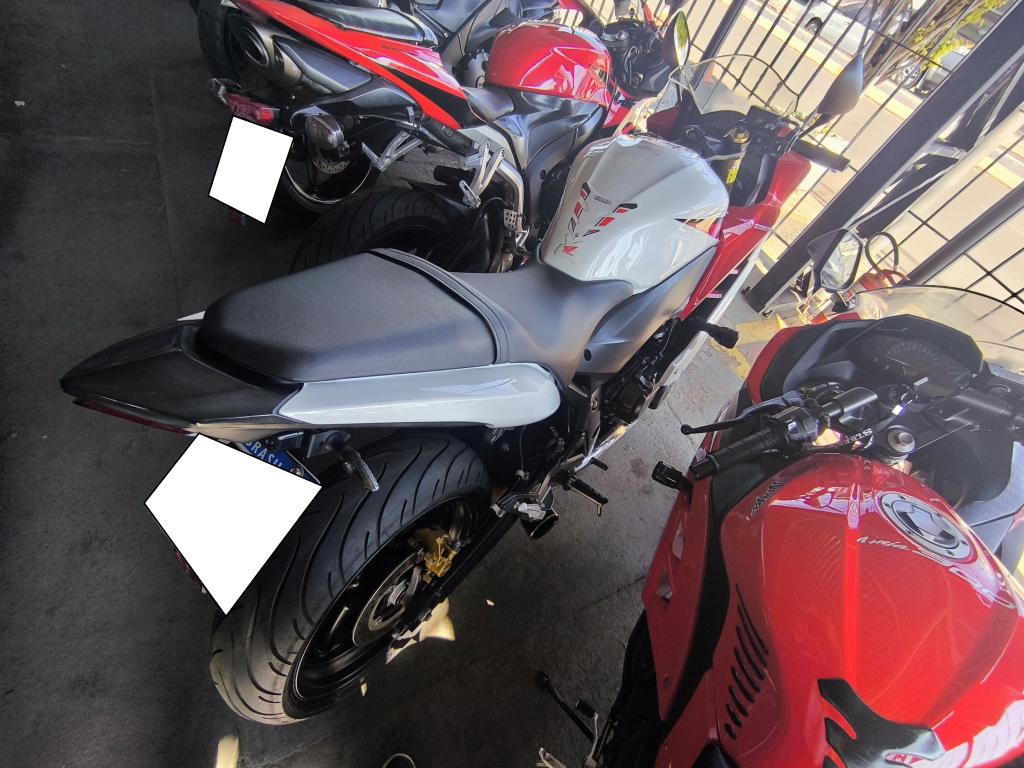 HONDA CBR 600 F - Foto
