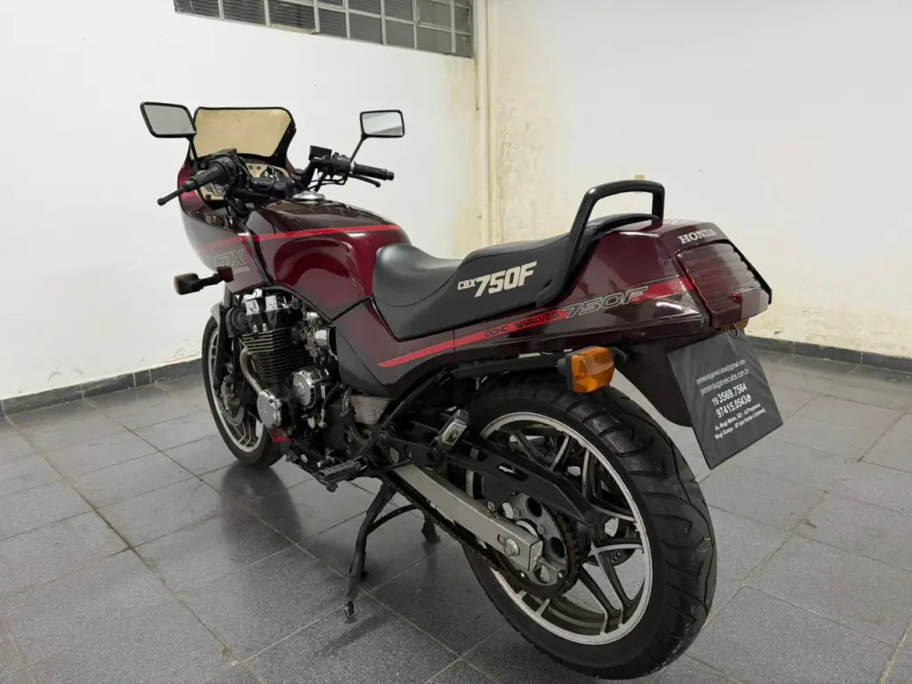 HONDA CBX 750 F - Foto