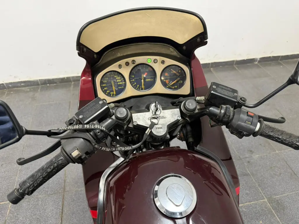 HONDA CBX 750 F - Foto