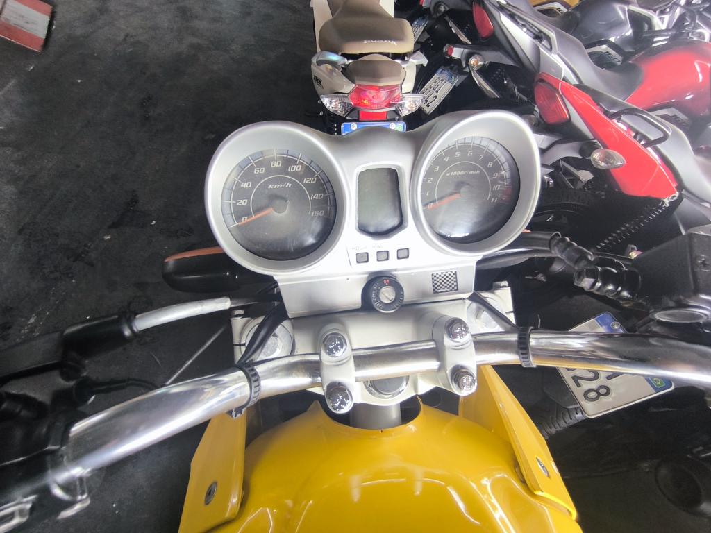 HONDA CBX Twister 250 - Foto