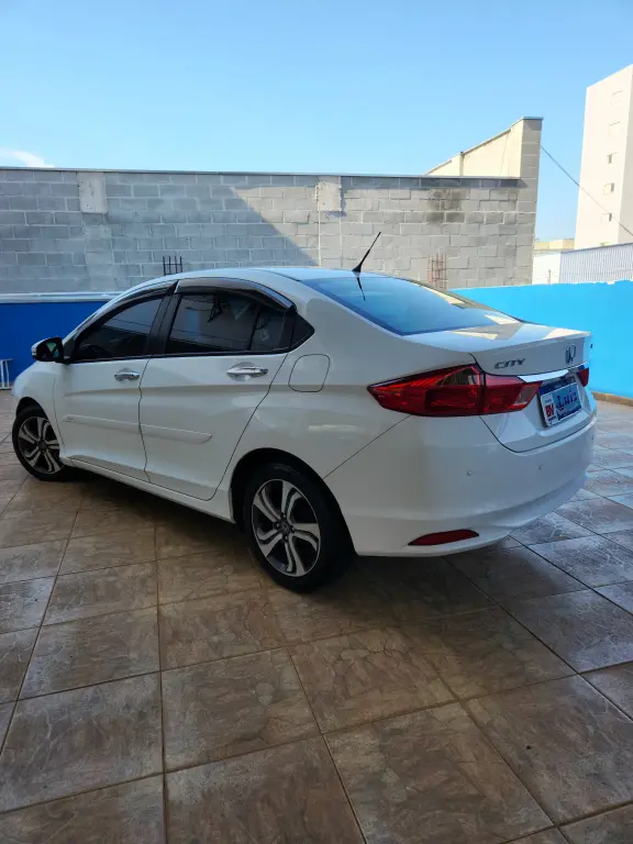 HONDA City Sedan - Foto