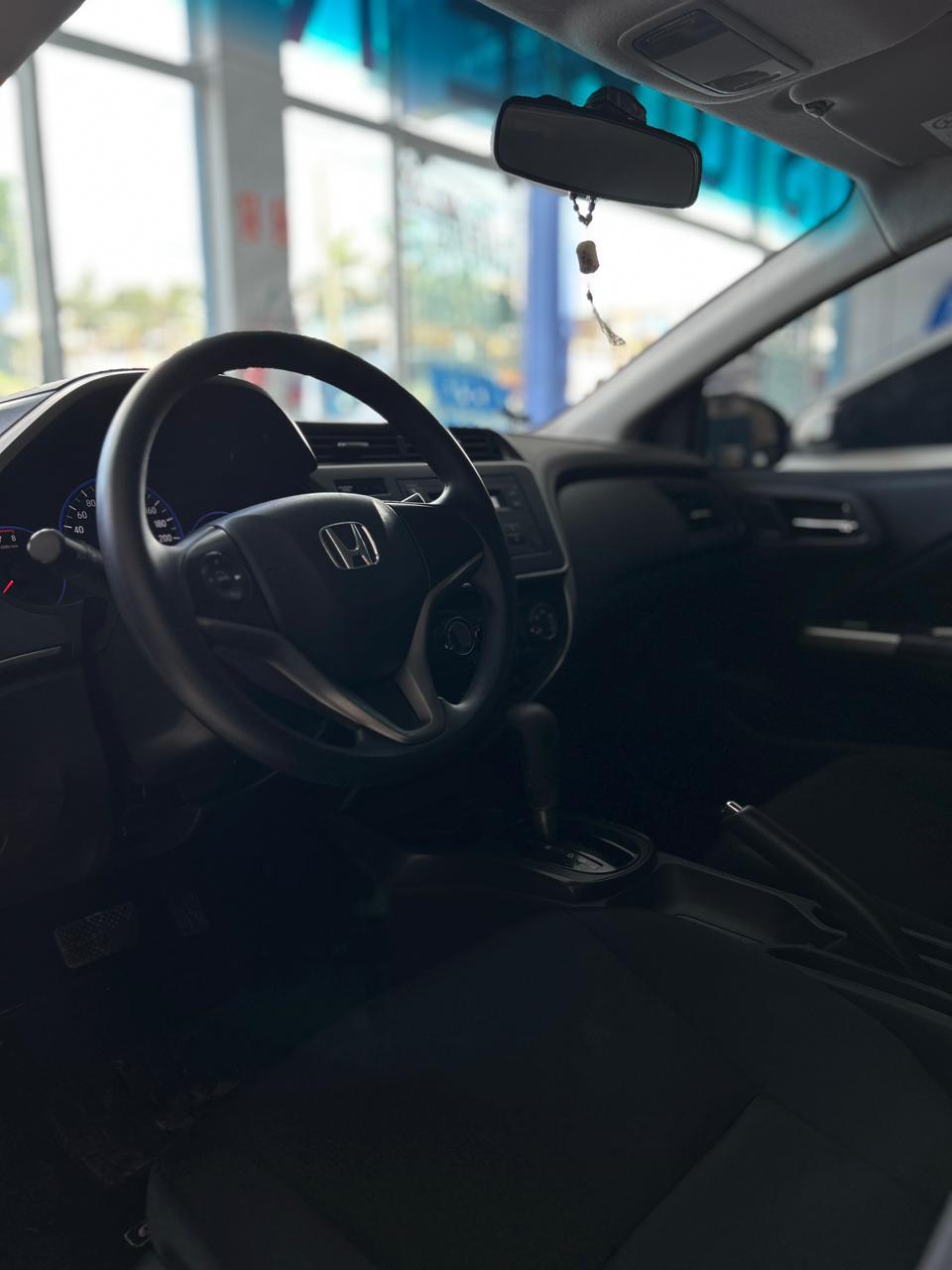 HONDA City Sedan - Foto