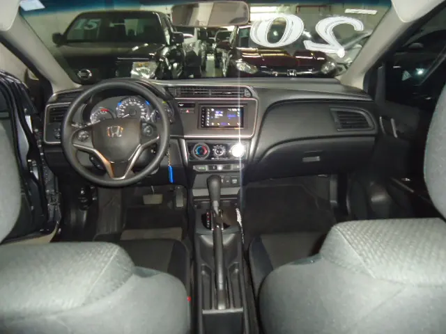 HONDA City Sedan - Foto