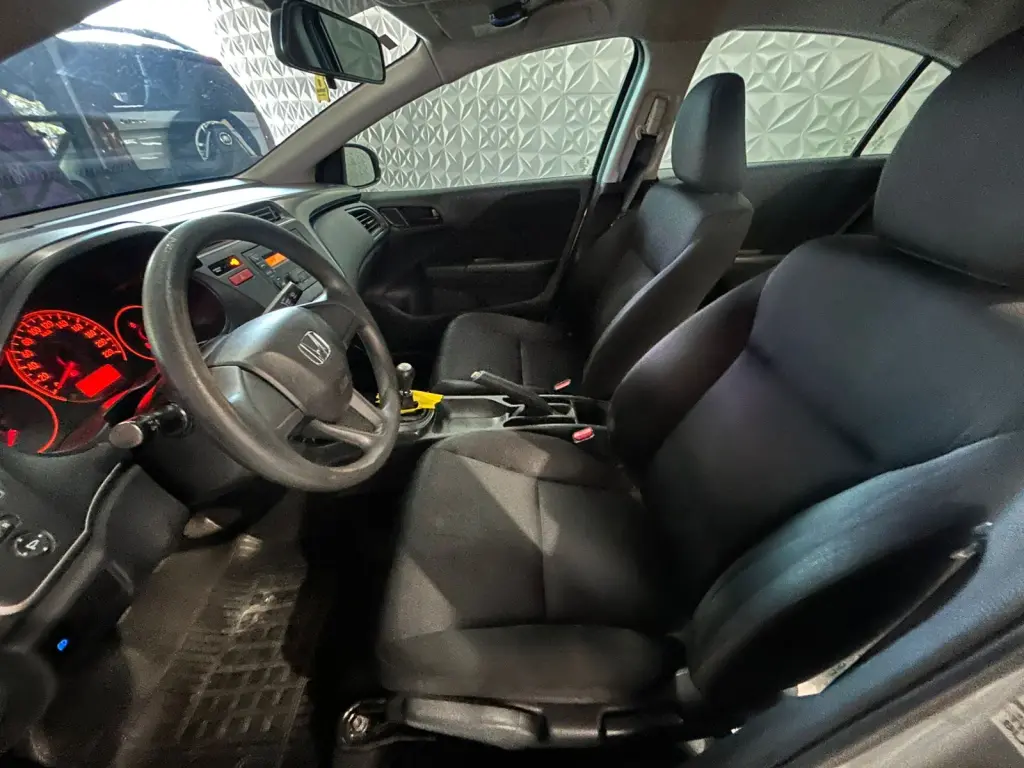 HONDA City Sedan - Foto