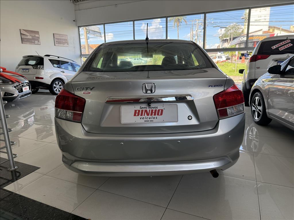 HONDA City Sedan - Foto