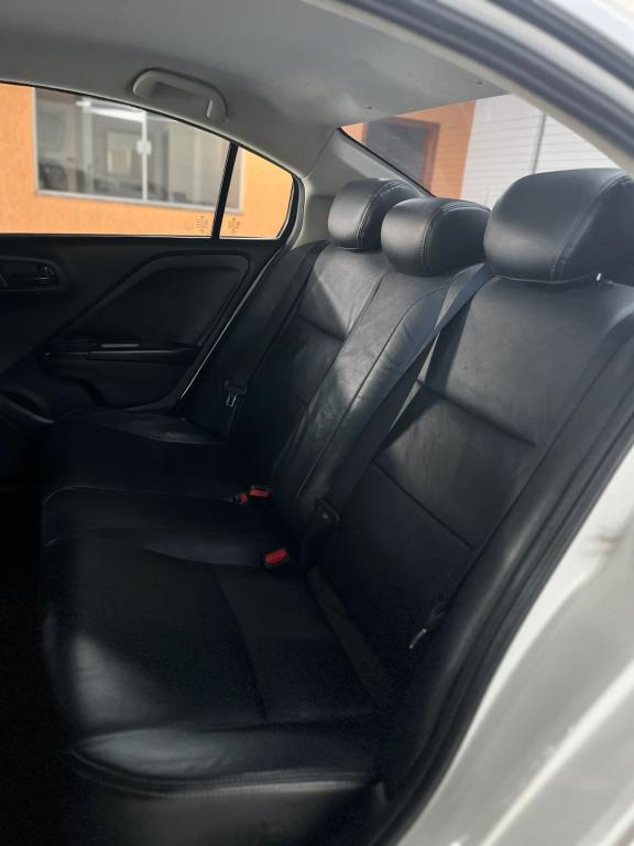 HONDA City Sedan - Foto