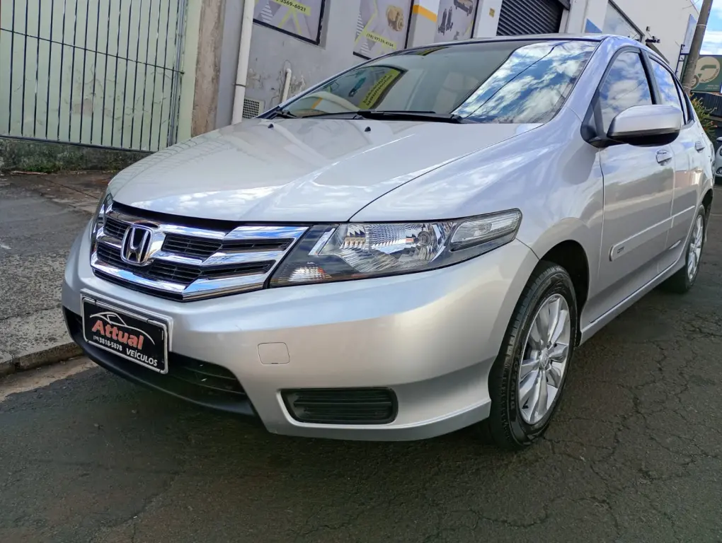 HONDA City Sedan - Foto