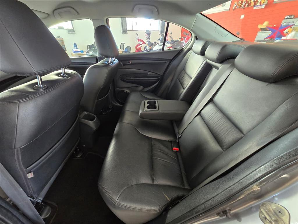 HONDA City Sedan - Foto