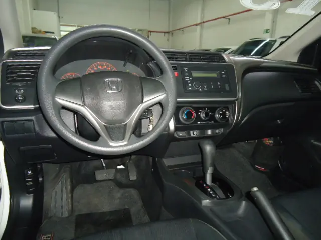 HONDA City Sedan - Foto