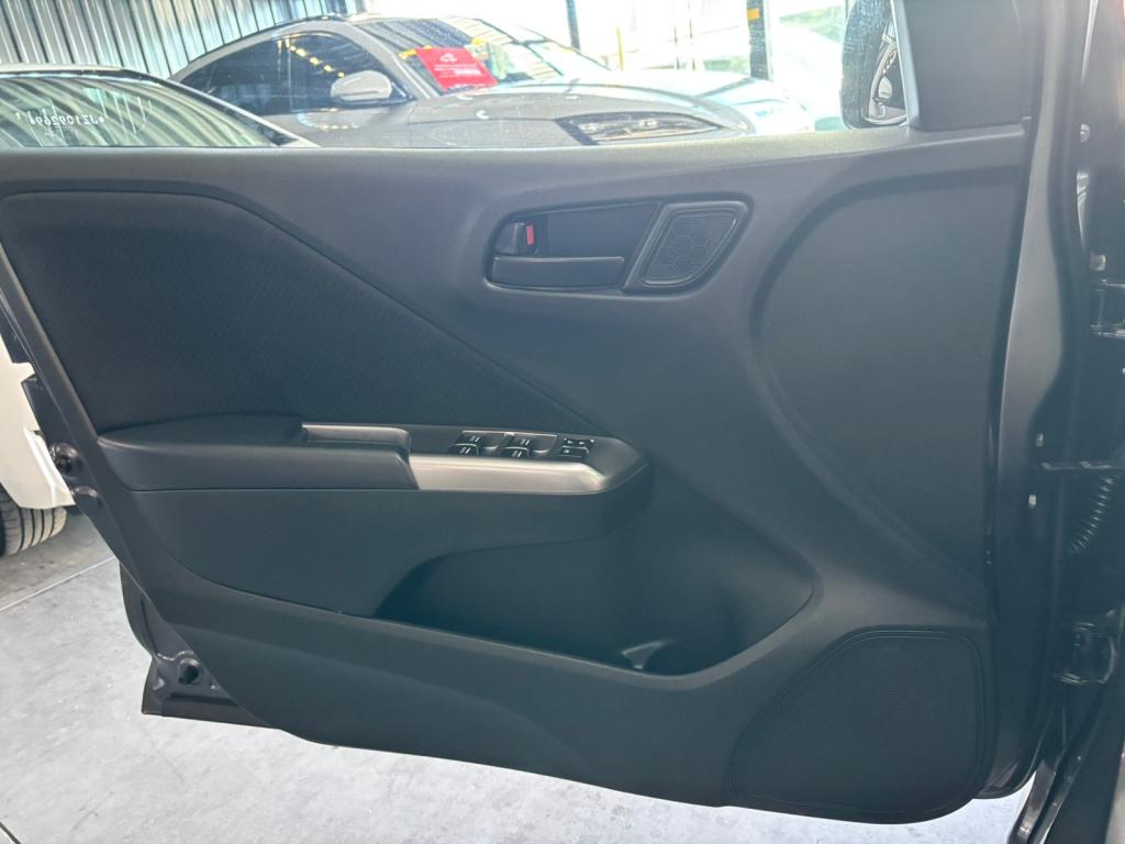 HONDA City Sedan - Foto