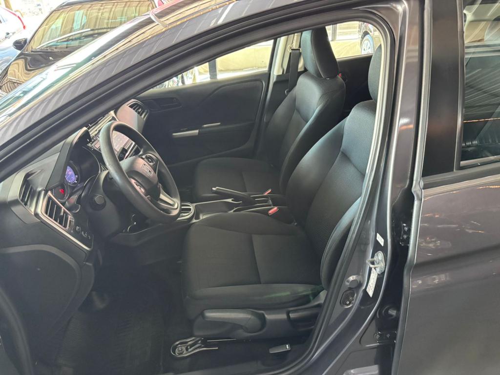 HONDA City Sedan - Foto