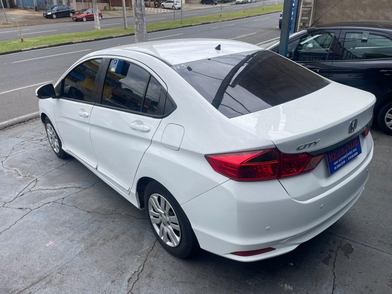 HONDA City Sedan - Foto