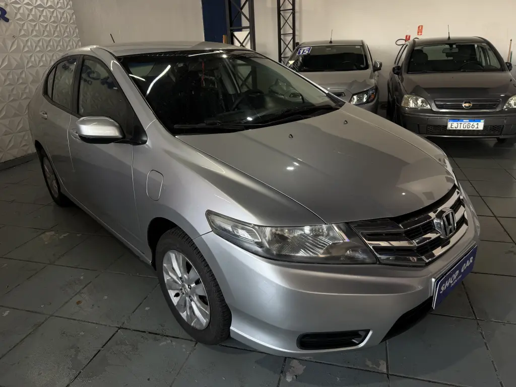 HONDA City Sedan - Foto