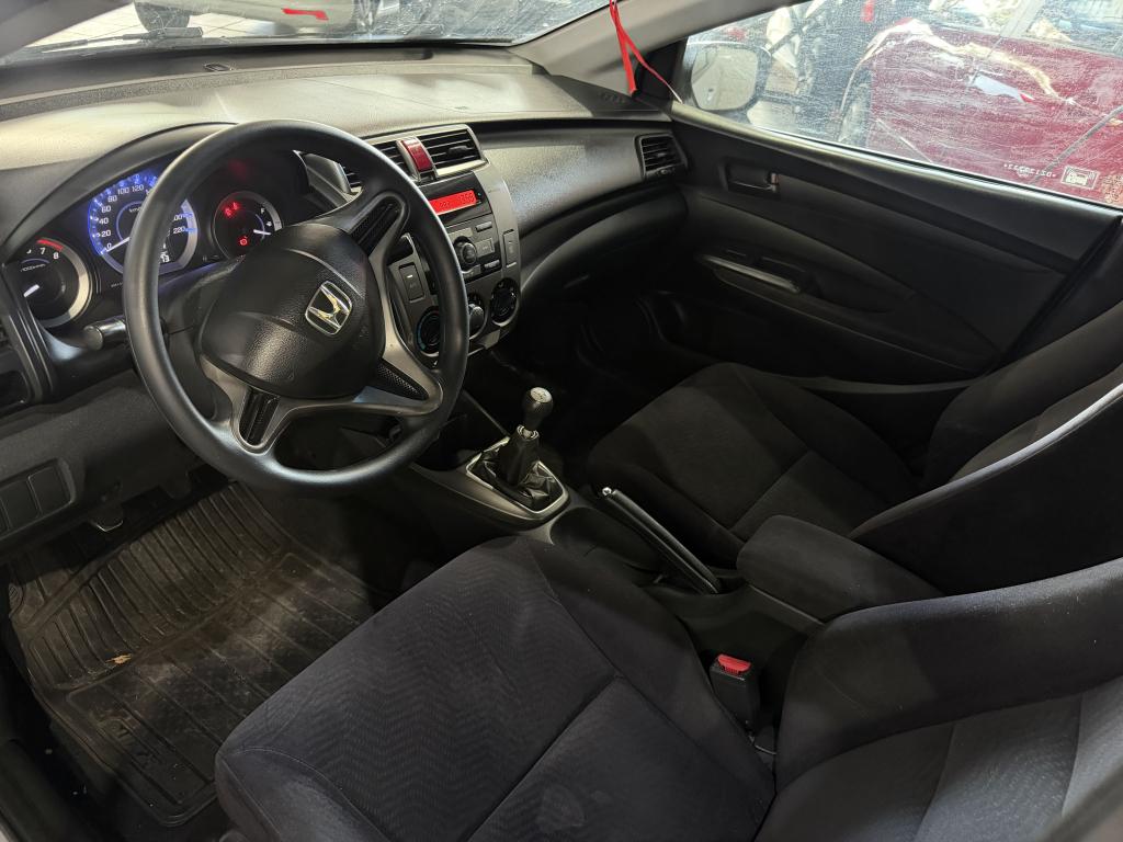HONDA City Sedan - Foto