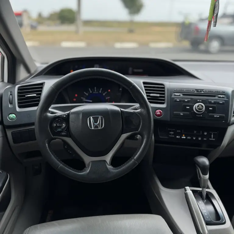 HONDA Civic - Foto