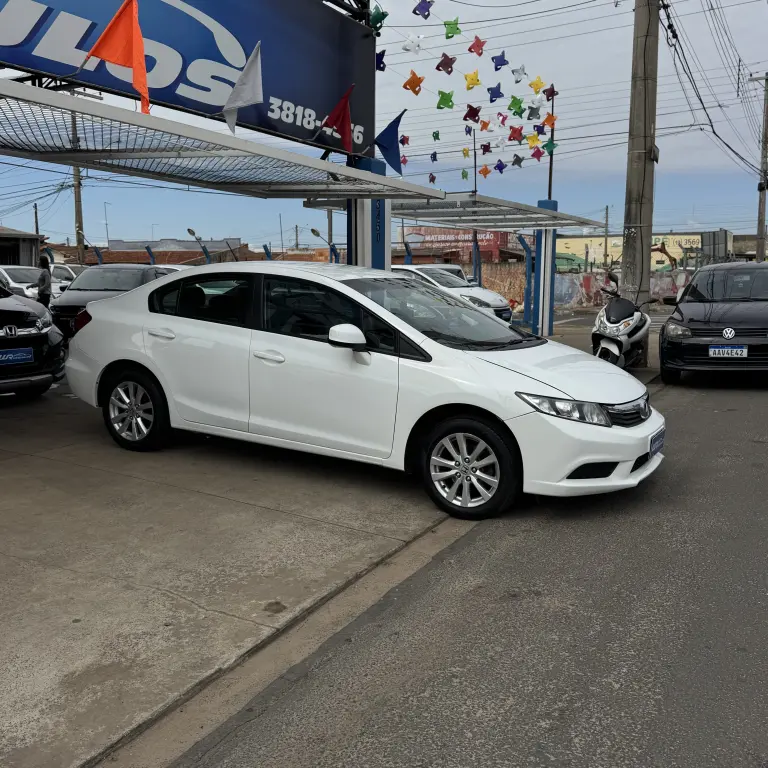 HONDA Civic - Foto