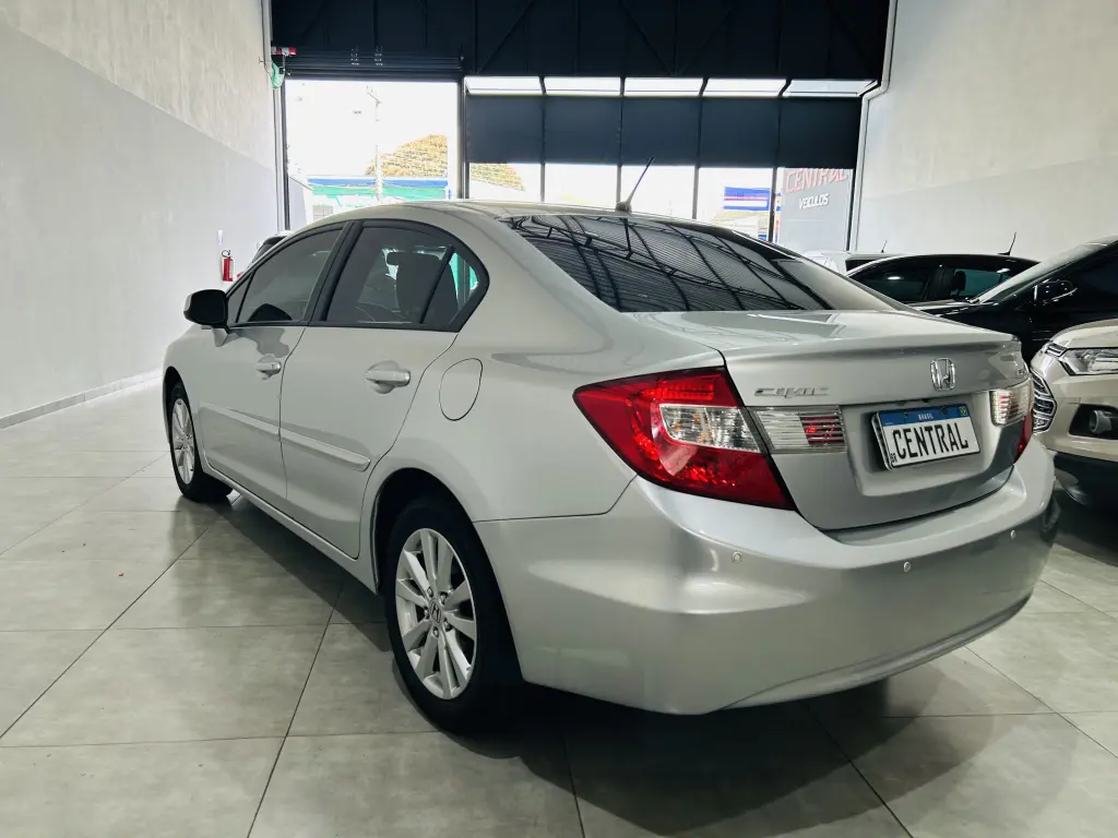 HONDA Civic - Foto