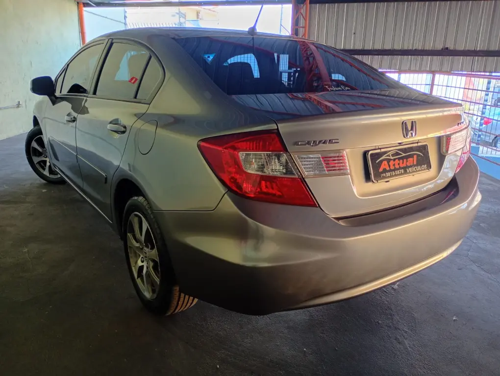 HONDA Civic - Foto
