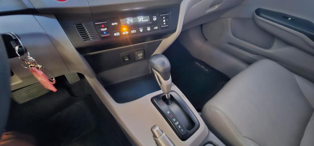 HONDA Civic - Foto