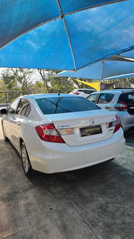 HONDA Civic - Foto