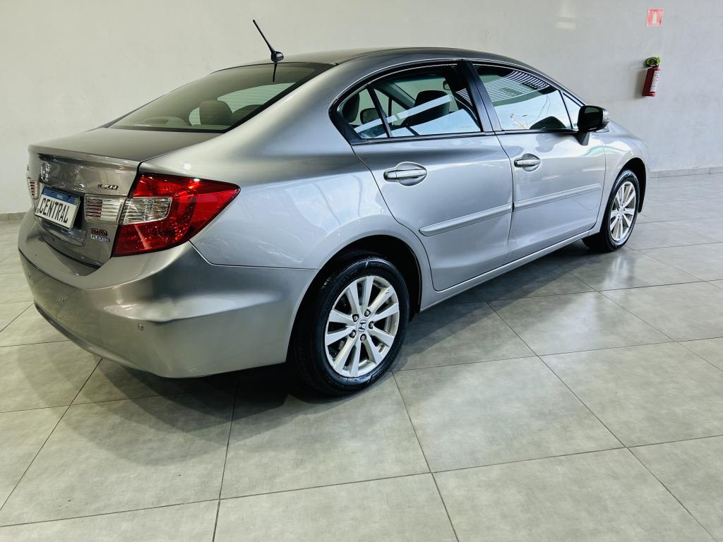 HONDA Civic - Foto