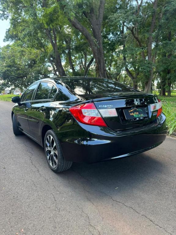 HONDA Civic - Foto