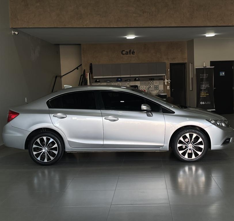 HONDA Civic - Foto