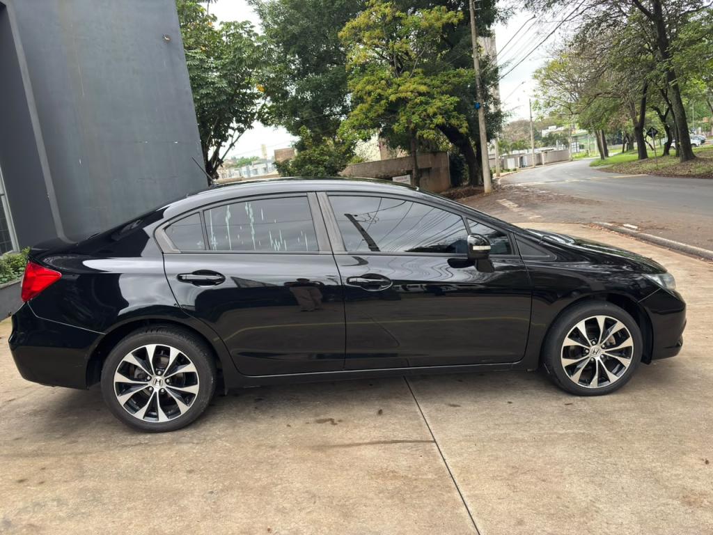 HONDA Civic - Foto