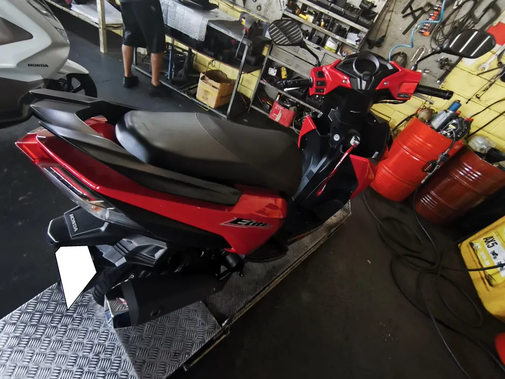 HONDA Elite 125 - Foto