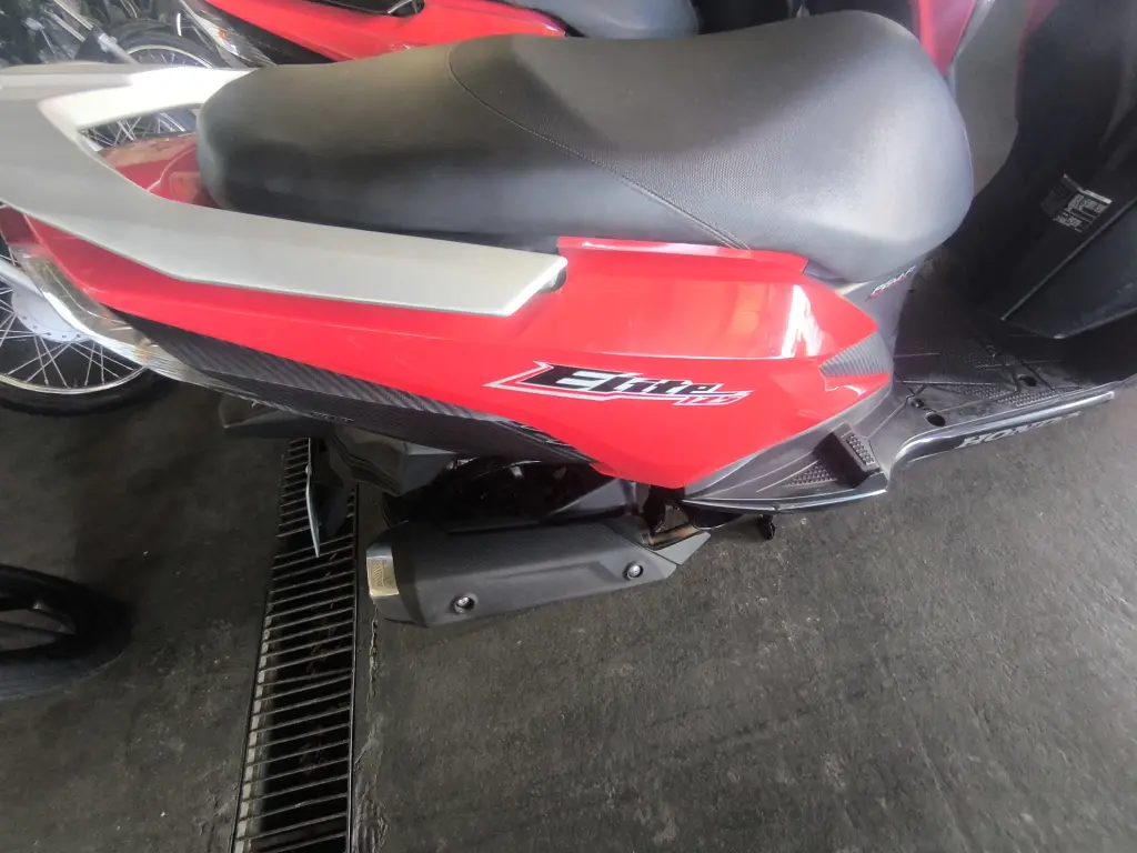 HONDA Elite 125 - Foto